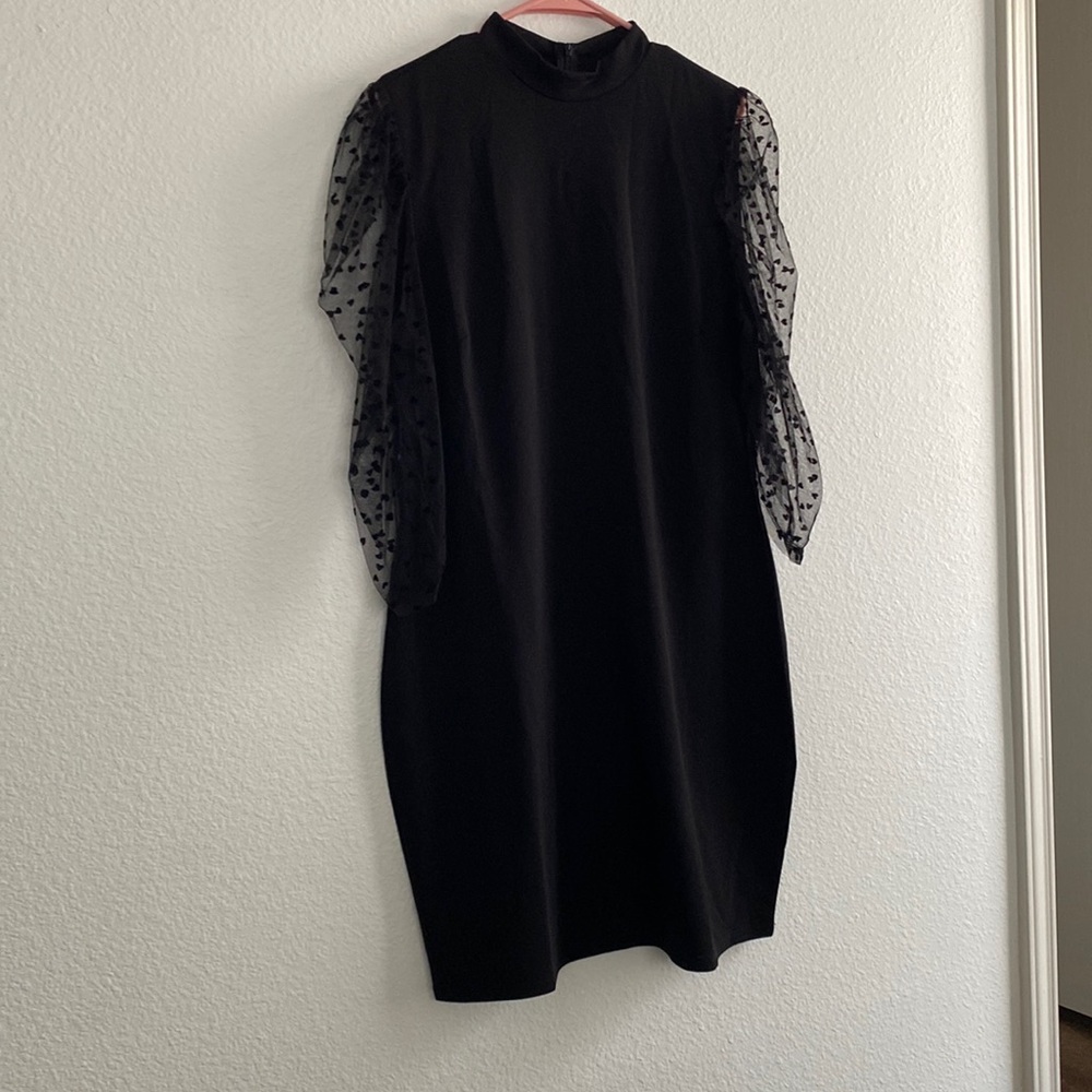 Lace sleeve Black Dress!